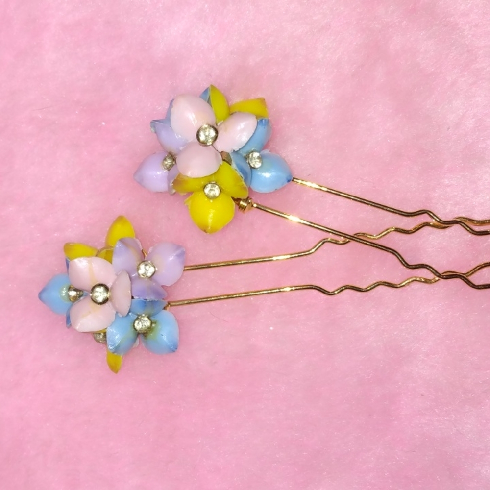 Multi Floral Hairpins